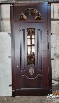 высокая темная входная дверь с верхней фрамугой со стеклопакетами - фото 2.jpeg